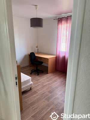 Chambre - 40 m² - 1 pièce