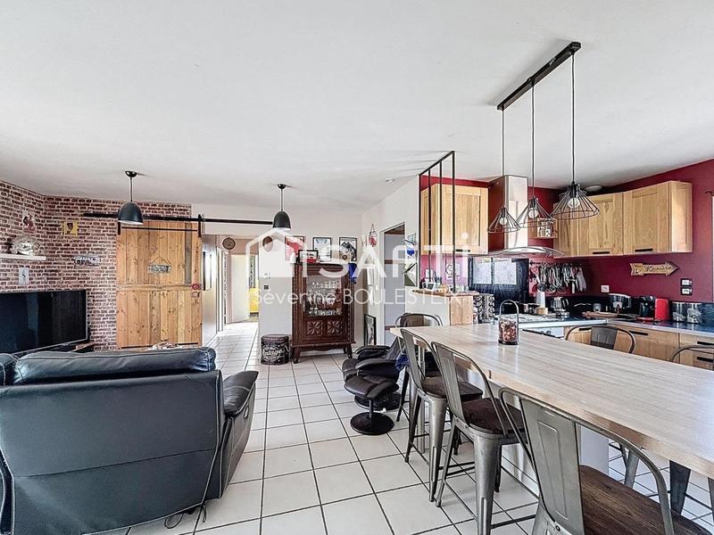 Maison - 100 m² - 5 pièces