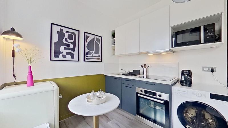 Studio - 16 m² - 2 pièces