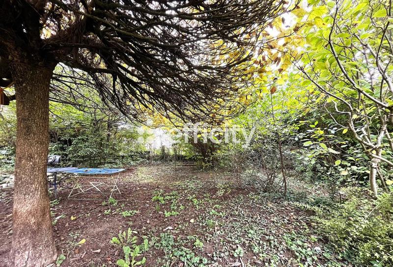 Maison - 159 m² - 7 pièces