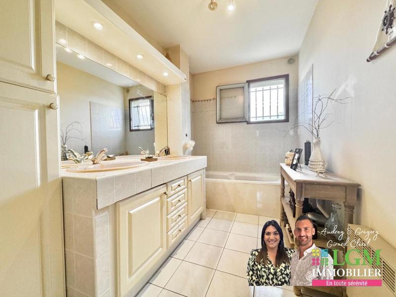 Maison - 102 m² - 4 pièces