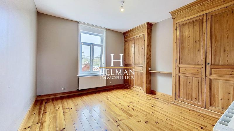 Maison - 185 m² - 6 pièces