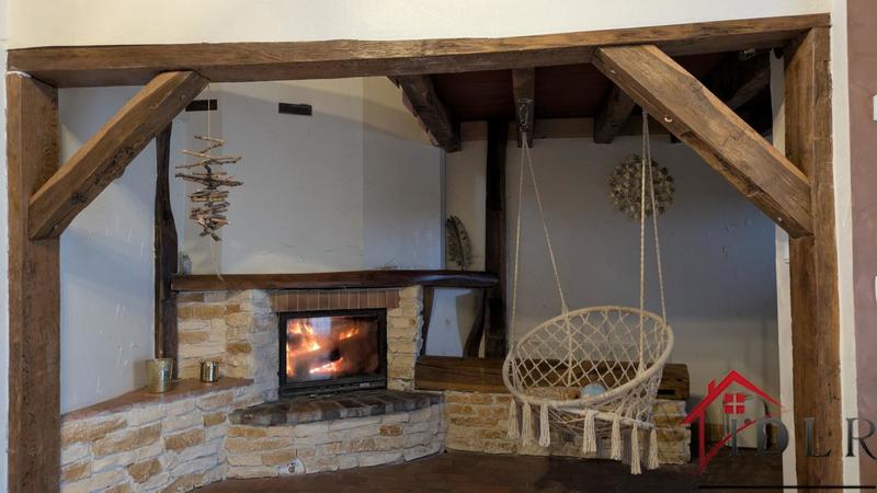 Maison - 240 m² - 9 pièces