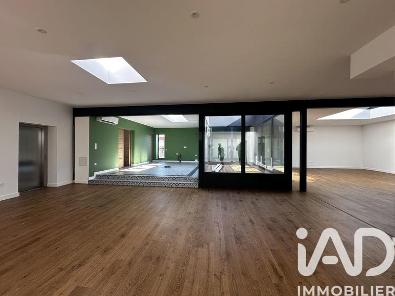 Appartement - 230 m² - 4 pièces