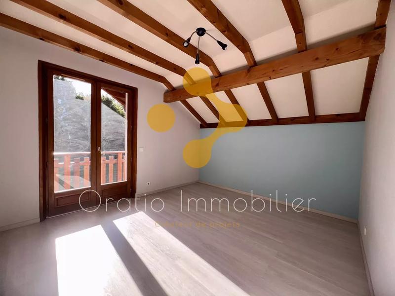 Maison - 161 m² - 6 pièces