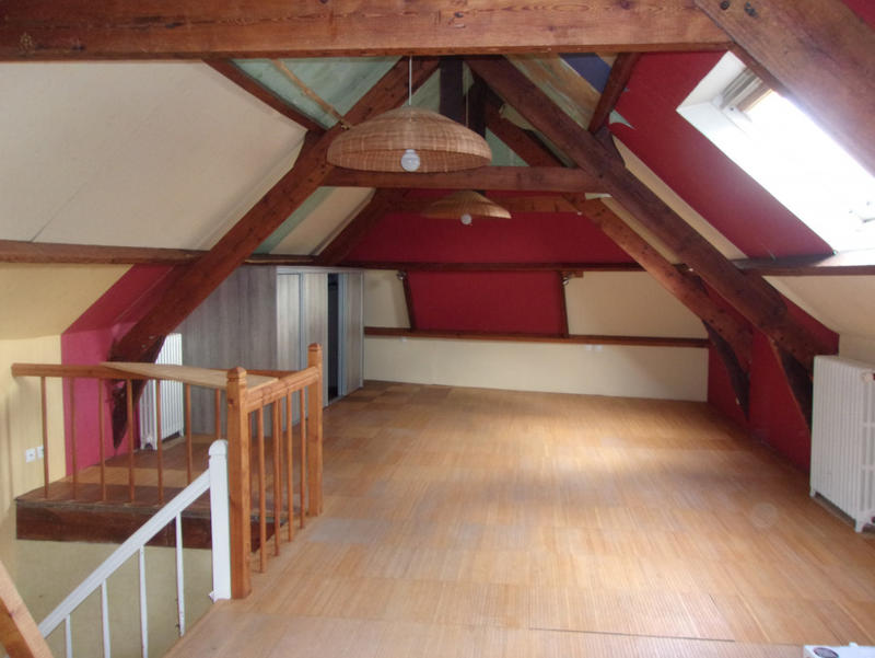 Maison - 200 m² - 8 pièces