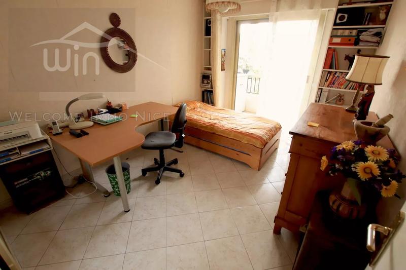 Appartement - 82 m² - 3 pièces