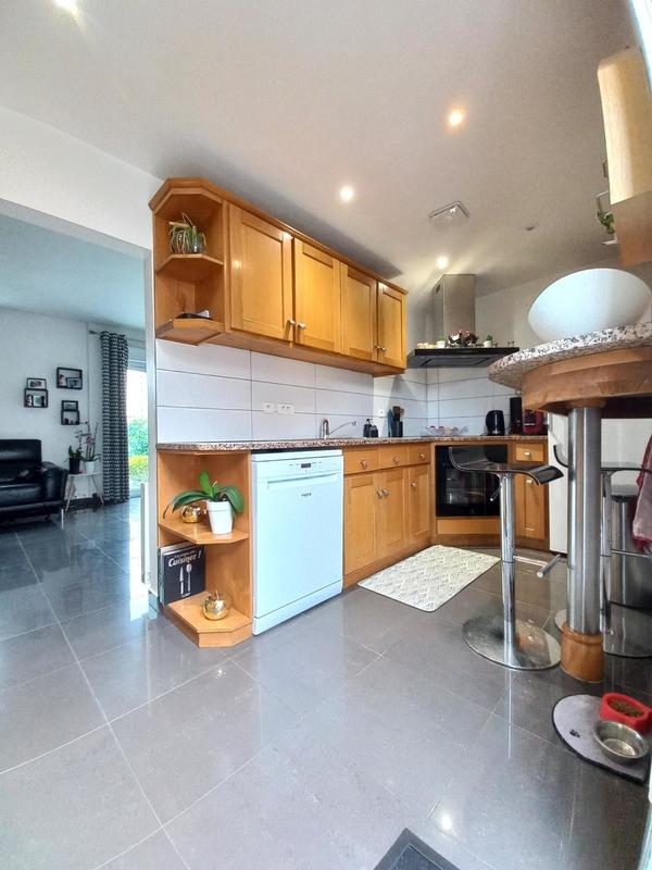 Maison - 91 m² - 5 pièces