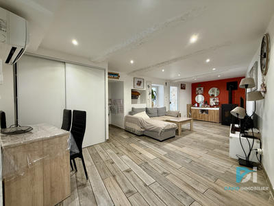 Maison - 91 m² - 5 pièces