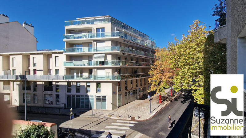 Appartement - 86 m² - 4 pièces