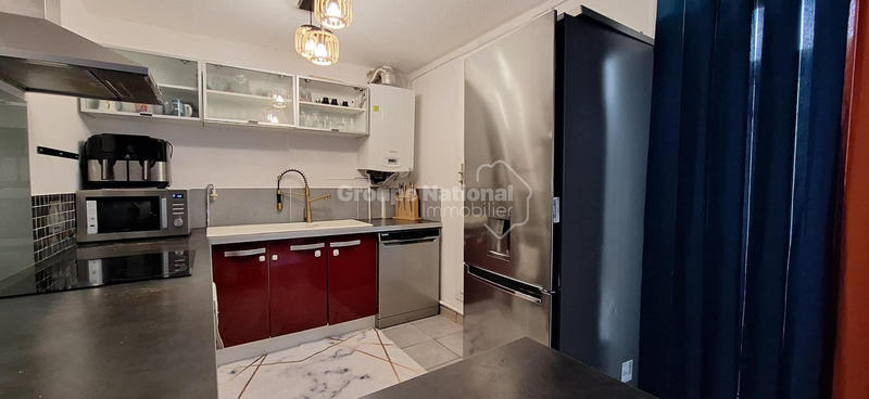 Appartement - 84 m² - 4 pièces