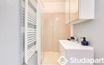 Chambre - 10 m² - 1 pièce