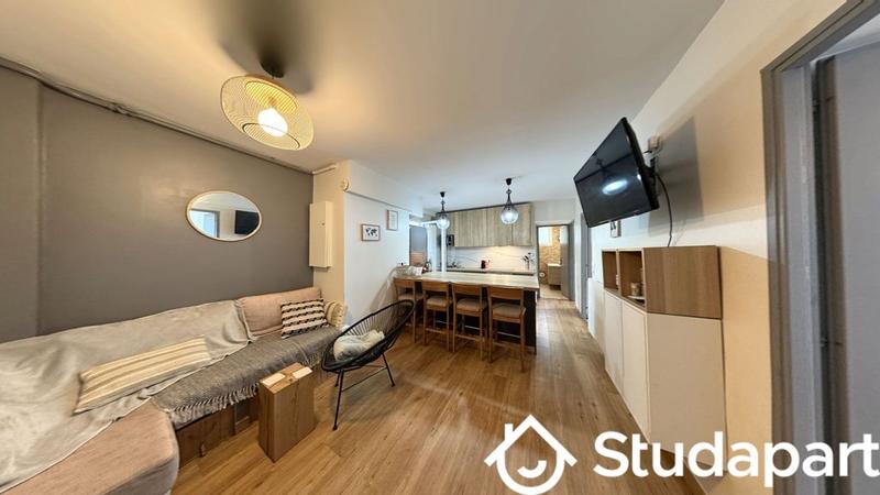 Chambre - 67 m² - 1 pièce