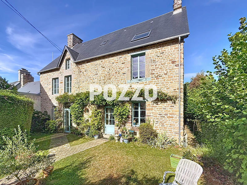 Maison - 210 m² - 8 pièces