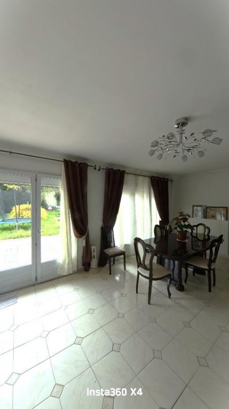 Maison - 163 m² - 7 pièces