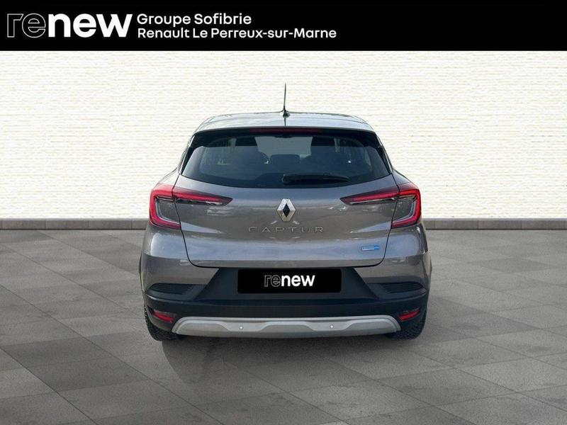 Renault Captur E-Tech 145 - 21 Business