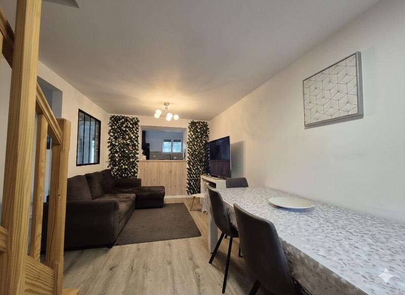 Maison - 75 m² - 3 pièces