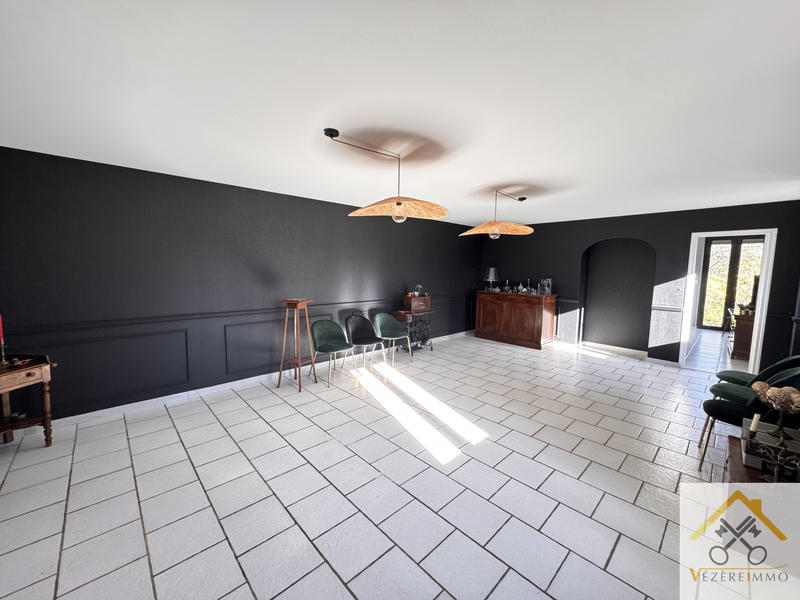 Maison - 191 m² - 6 pièces