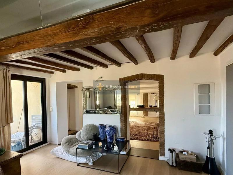 Appartement - 146 m² - 3 pièces