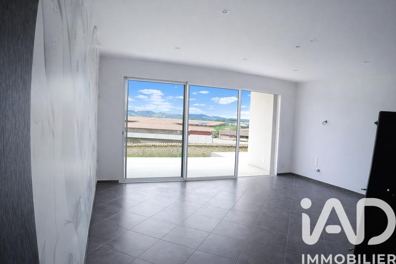 Maison - 104 m² - 4 pièces