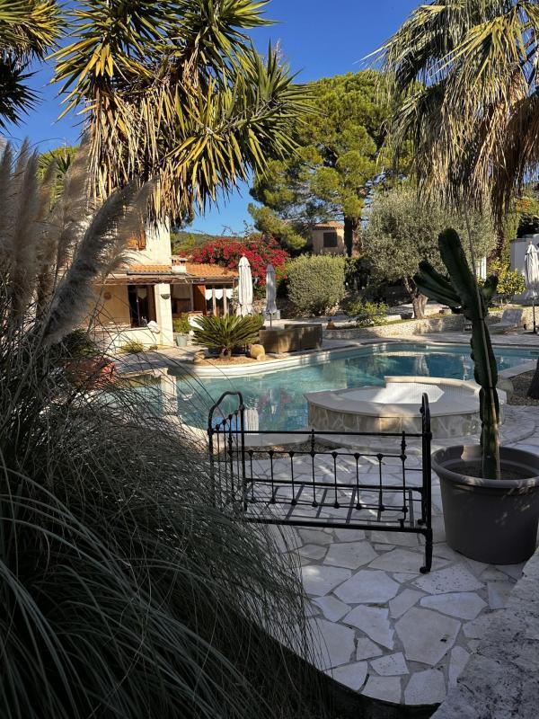 Villa - 150 m² - 7 pièces