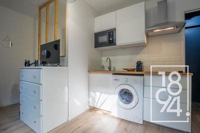 Studio - 17 m² - 2 pièces