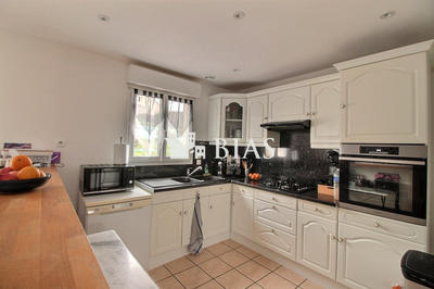 Maison - 104 m² - 4 pièces