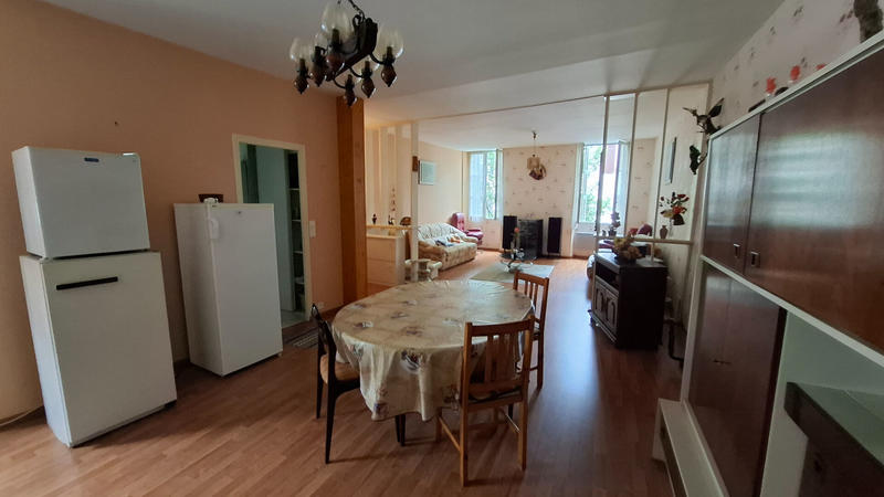 Appartement - 85 m² - 3 pièces