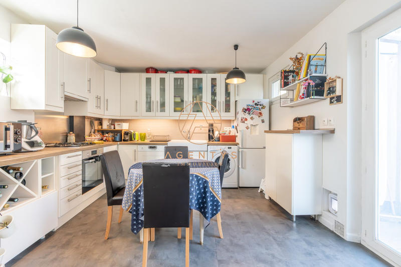 Maison - 74 m² - 4 pièces