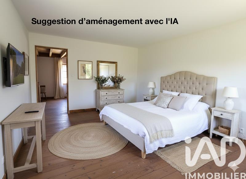 Maison - 223 m² - 8 pièces