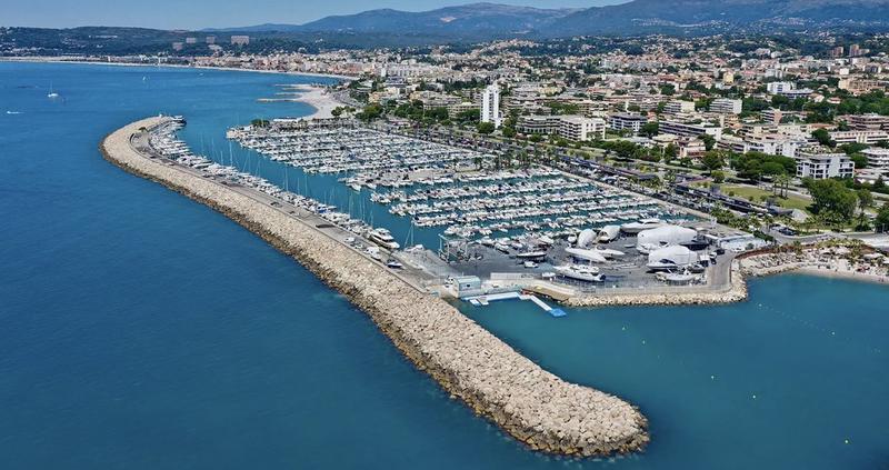 Appartement - 140 m² - 4 pièces