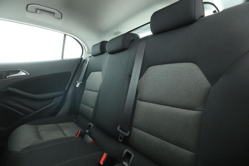 Mercedes Gla 180 d Intuition 109 ch