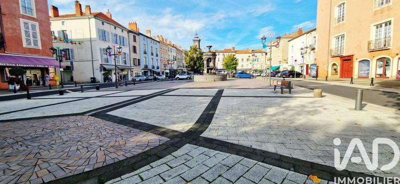 Appartement - 93 m² - 5 pièces