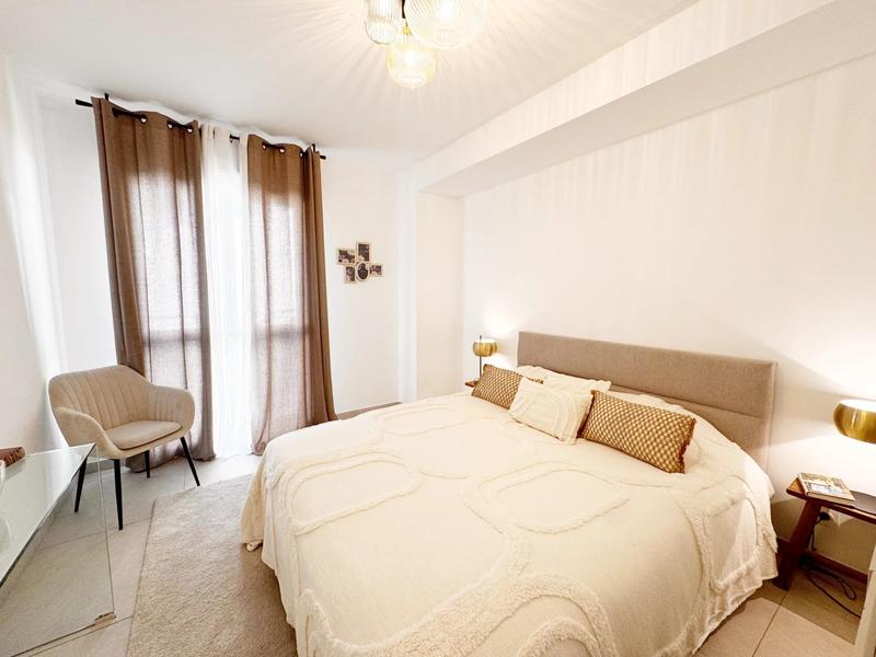 Appartement - 101 m² - 4 pièces