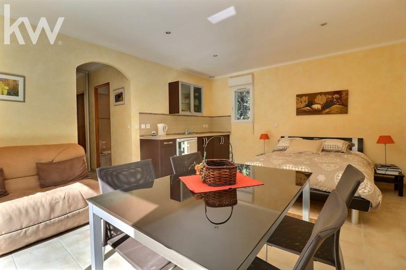 Villa - 147 m² - 6 pièces