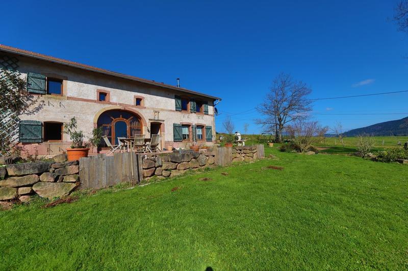 Maison - 198 m² - 8 pièces