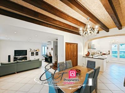 Maison - 135 m² - 7 pièces