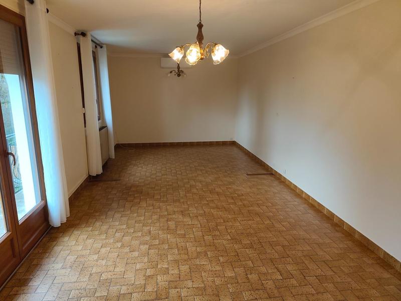 Maison - 83 m² - 5 pièces