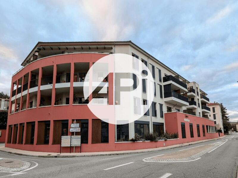 Local commercial - 375 m² - 12 pièces