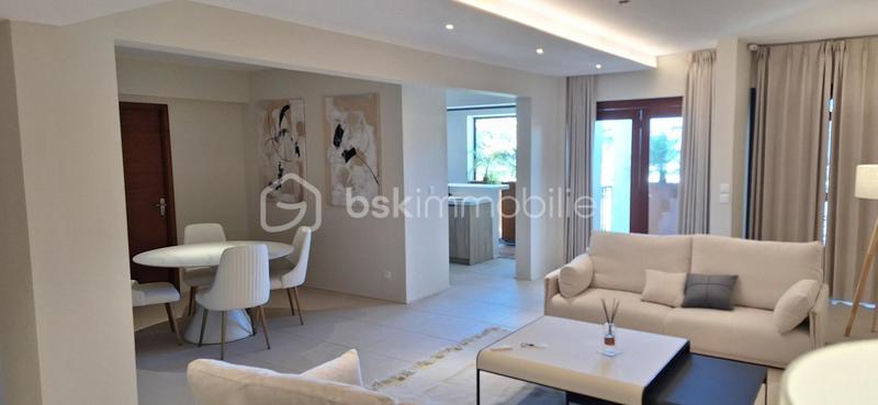 Appartement - 114 m² - 4 pièces