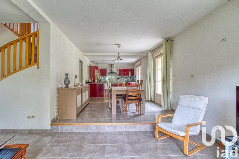 Maison - 194 m² - 9 pièces