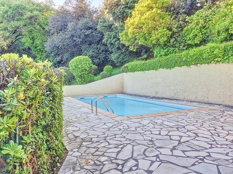 Appartement - 117 m² - 3 pièces