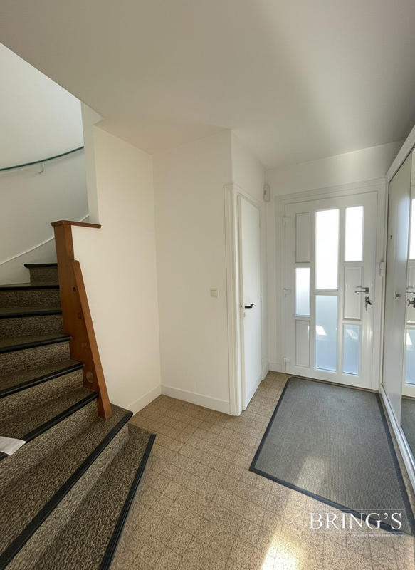 Maison - 106 m² - 6 pièces