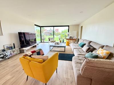 Maison d'architecte - 237 m² - 7 pièces