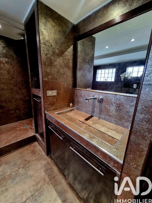 Maison - 170 m² - 6 pièces