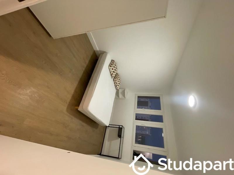 Chambre - 12 m² - 1 pièce