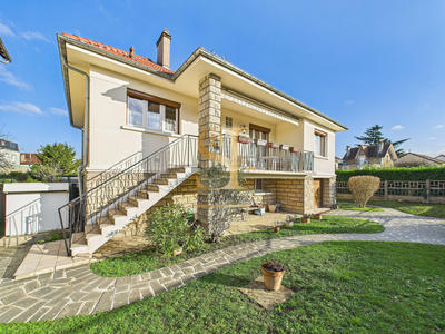 Maison - 118 m² - 5 pièces