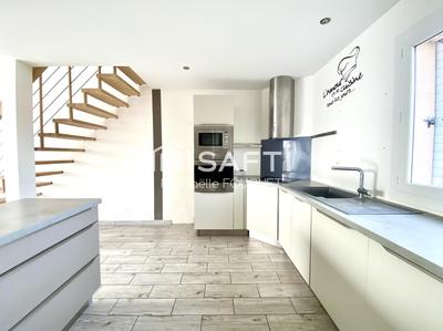 Appartement - 113 m² - 6 pièces