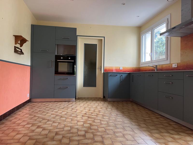 Maison ancienne - 228 m² - 8 pièces