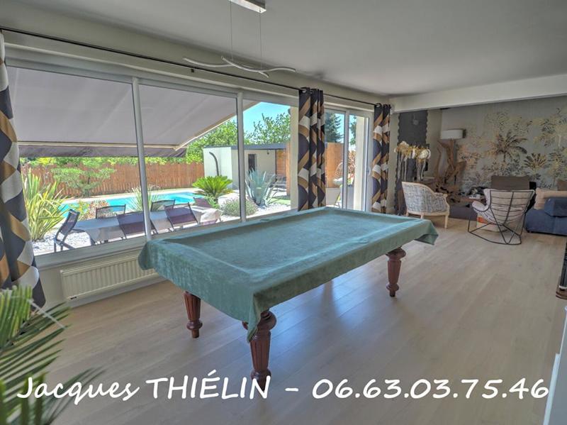 Maison - 295 m² - 12 pièces